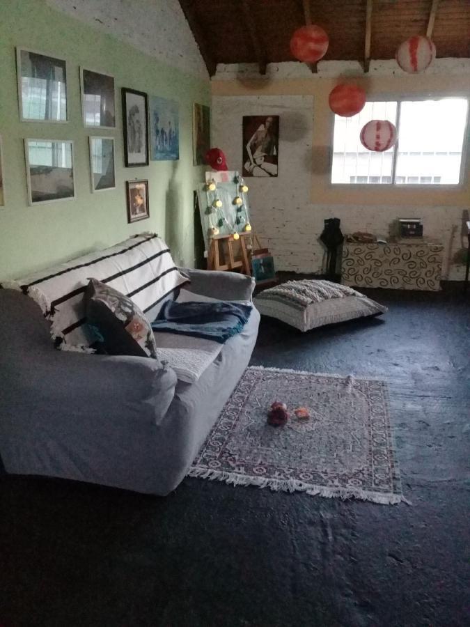 La Casa De Los Murales Avellaneda  Esterno foto