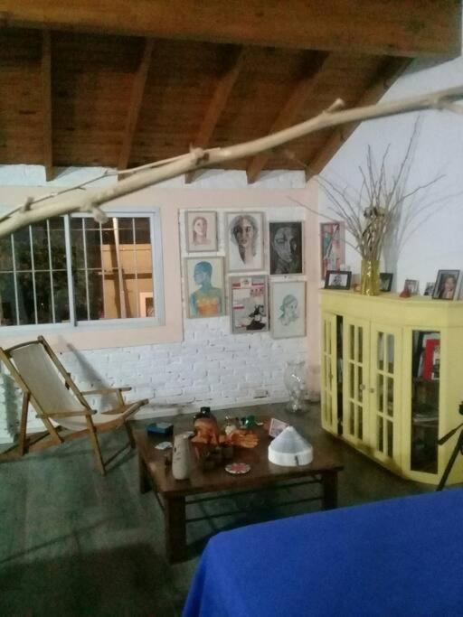 La Casa De Los Murales Avellaneda  Esterno foto